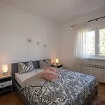 Miriam Apartament Ika
